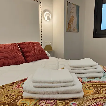 Elegancia Y Modernidad En Pleno Centro דירה